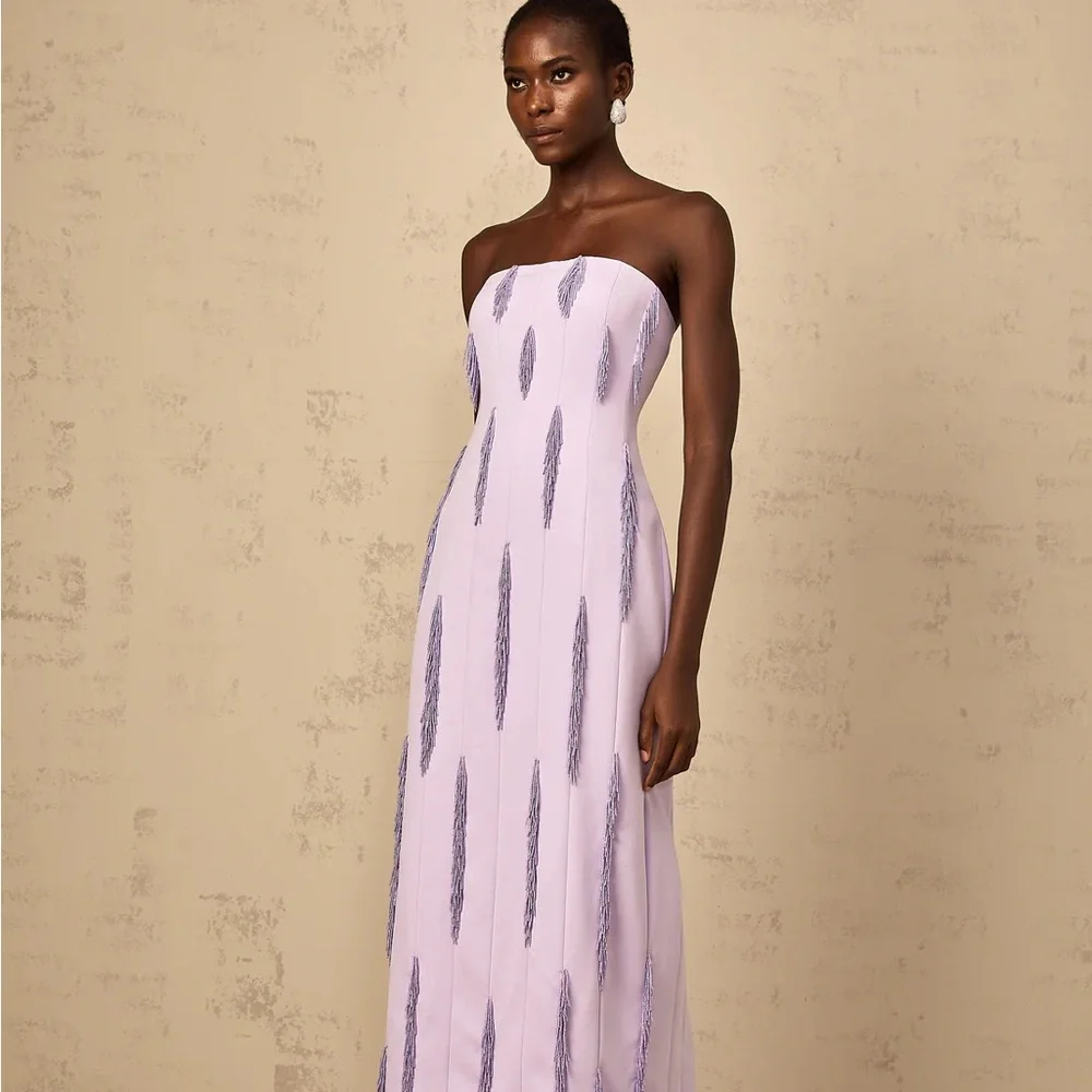 Elegant Strapless Lavender Evening Gown - Picture 3 of 5